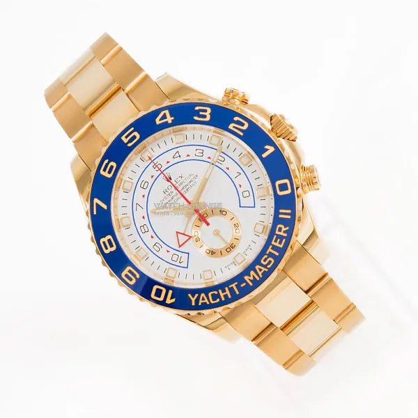 17116_watchlounge_lo.jpg