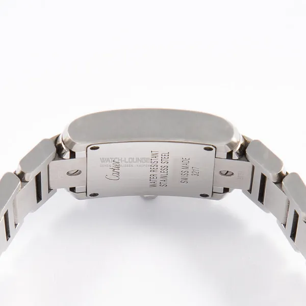 17134_watchlounge_lo.jpg