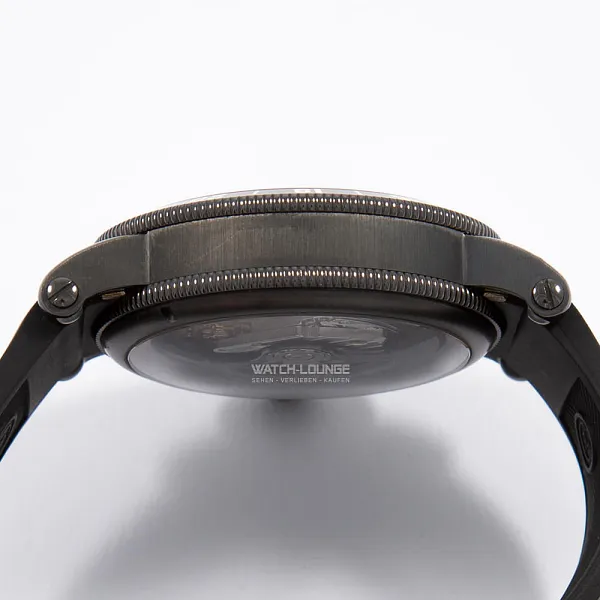 17166_watchlounge_lo.jpg