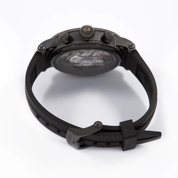 17168_watchlounge_lo.jpg