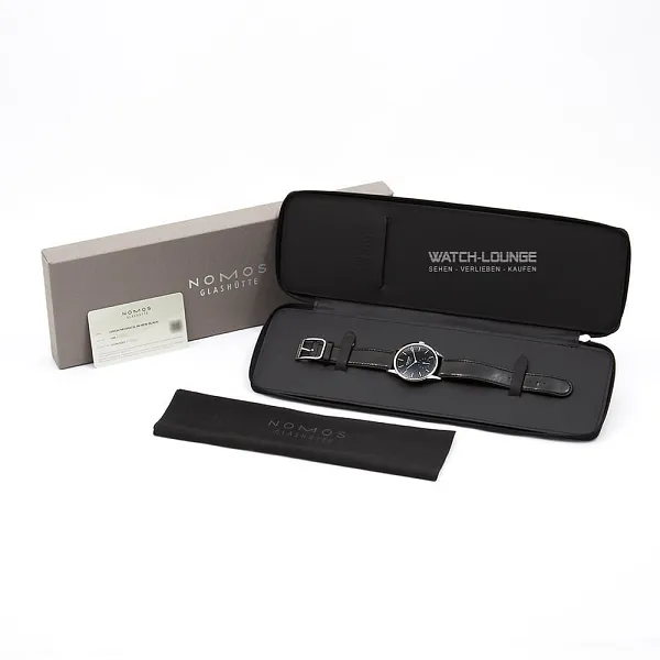 17202_watchlounge_lo.jpg
