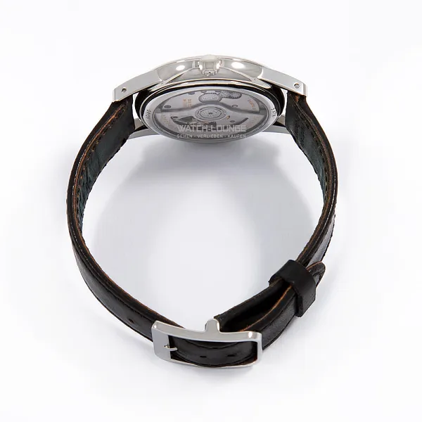 17211_watchlounge_lo.jpg
