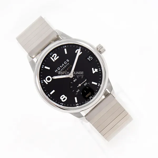 17215_watchlounge_lo.jpg