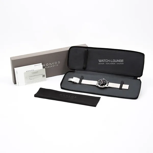 17224_watchlounge_lo.jpg