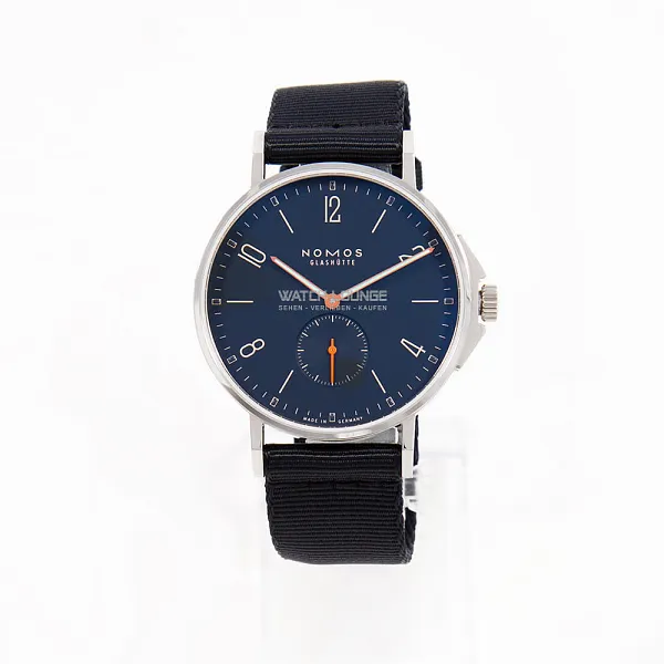 17227_watchlounge_lo.jpg