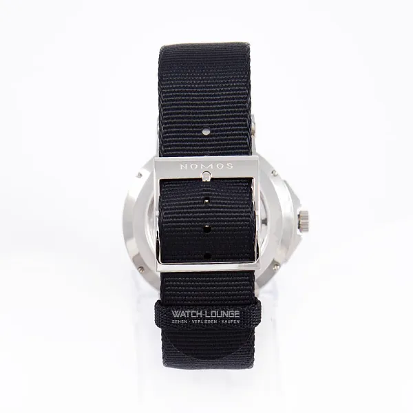 17234_watchlounge_lo.jpg