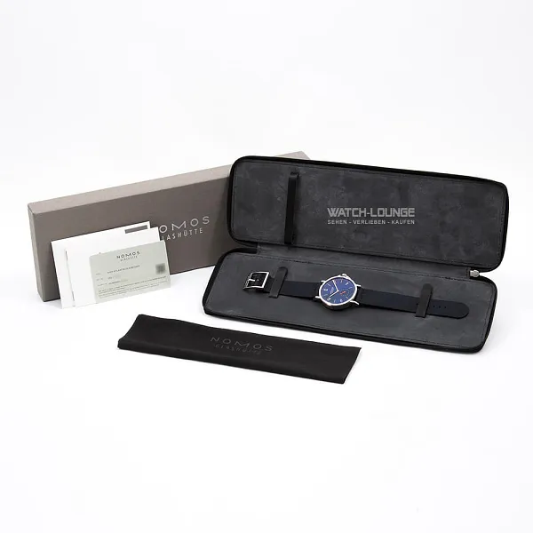 17235_watchlounge_lo.jpg