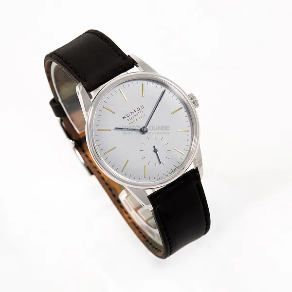 17239_watchlounge_lo.jpg