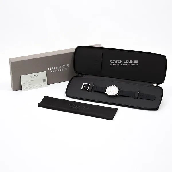 17257_watchlounge_lo.jpg
