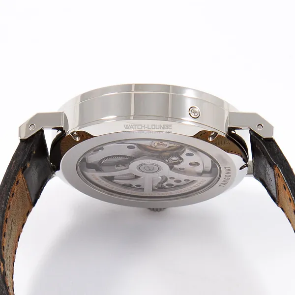 17275_watchlounge_lo.jpg