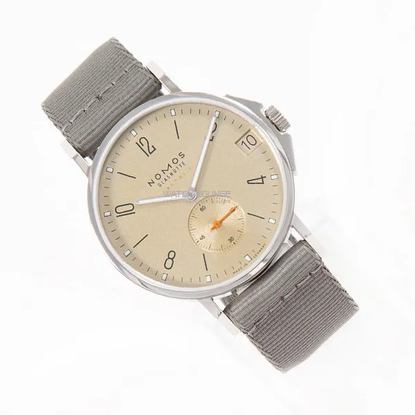 17292_watchlounge_lo.jpg