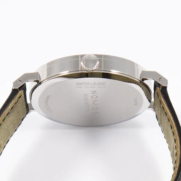 17307_watchlounge_lo.jpg