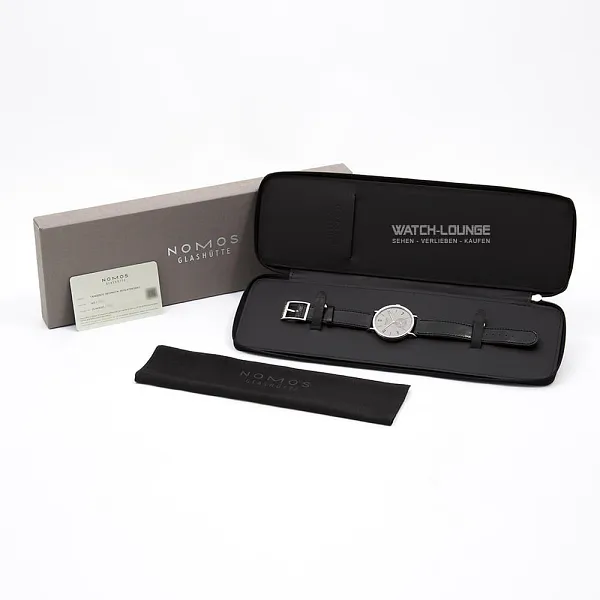17312_watchlounge_lo.jpg