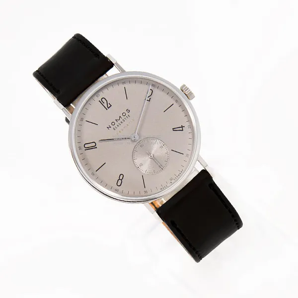 17314_watchlounge_lo.jpg