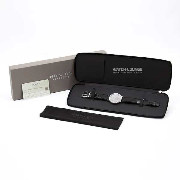 17323_watchlounge_lo.jpg