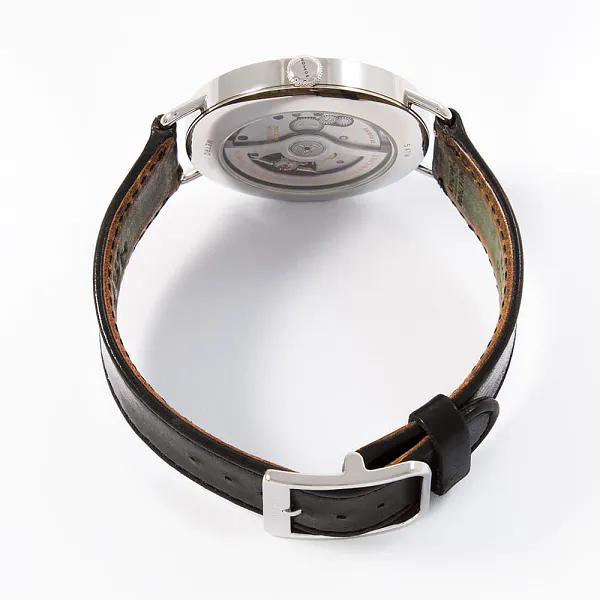 17332_watchlounge.jpg