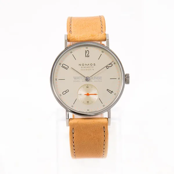 17337_watchlounge_lo.jpg