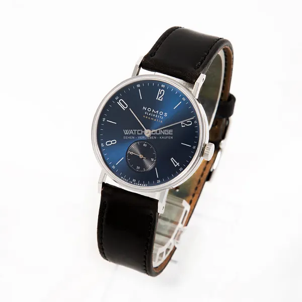 17350_watchlounge_lo.jpg
