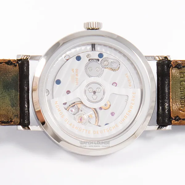17353_watchlounge_lo.jpg