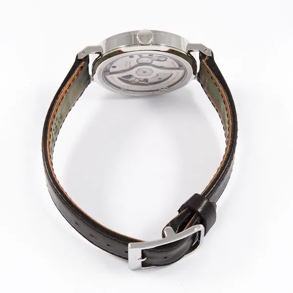 17354_watchlounge_lo.jpg