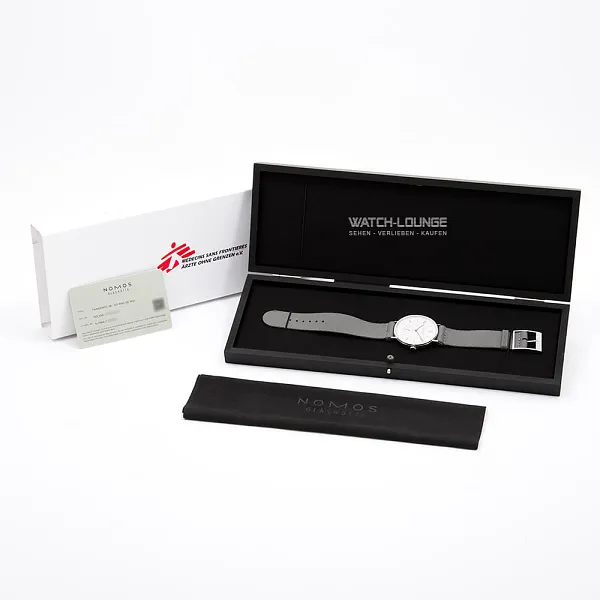 17391_watchlounge_lo.jpg