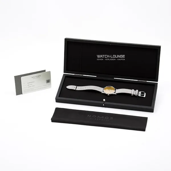 17399_watchlounge_lo.jpg