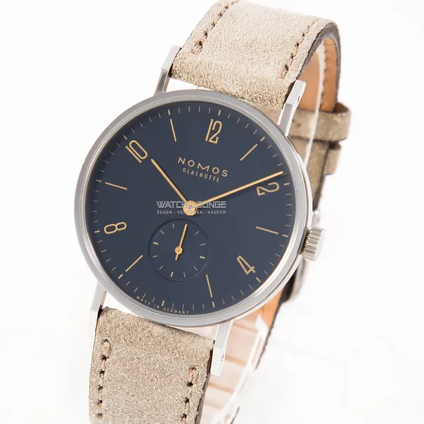 17402_watchlounge_lo_2.jpg