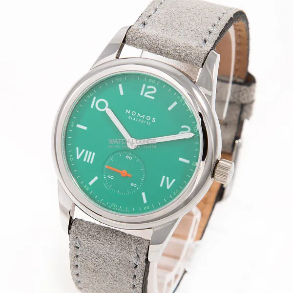 17404_watchlounge_lo_1.jpg