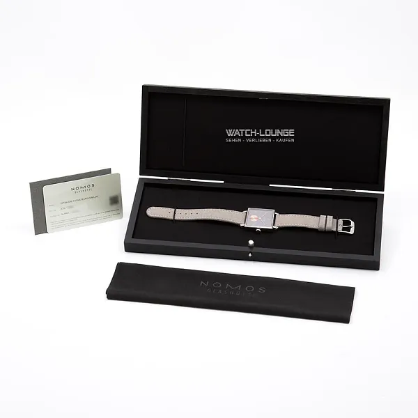 17416_watchlounge_lo.jpg