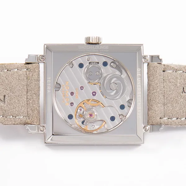 17435_watchlounge_lo.jpg