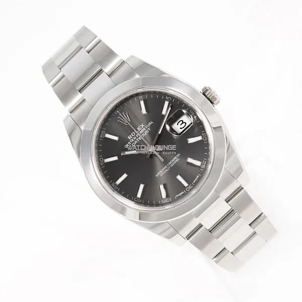 17440_watchlounge_lo.jpg