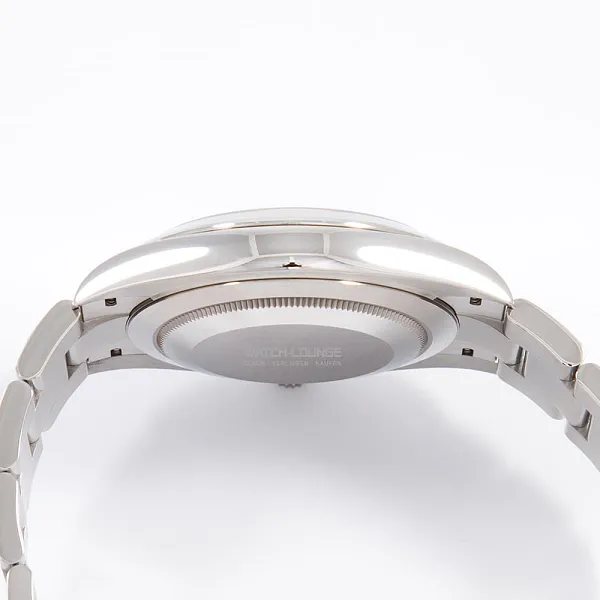 17445_watchlounge_lo.jpg