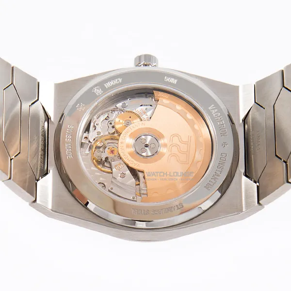 17484_watchlounge_lo.jpg