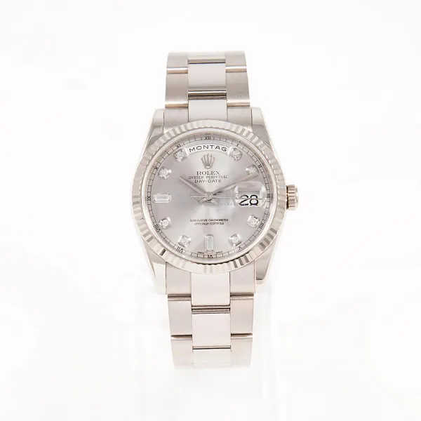 17514_watchlounge_lo.jpg
