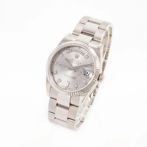 17516_watchlounge_lo.jpg