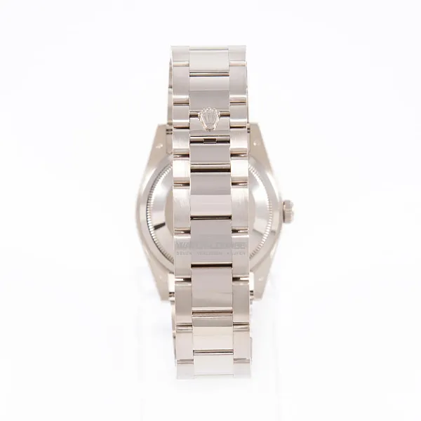 17520_watchlounge_lo.jpg
