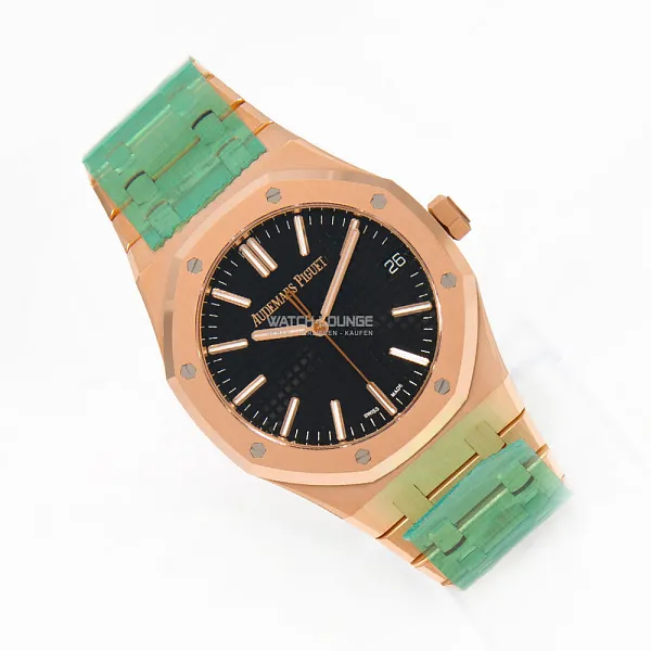 17531_watchlounge_lo.jpg