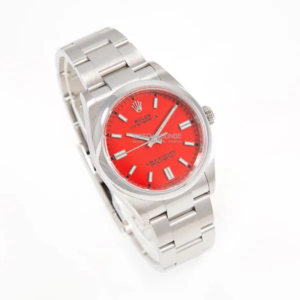 17564_watchlounge_lo.jpg