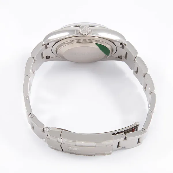 17568_watchlounge_lo.jpg