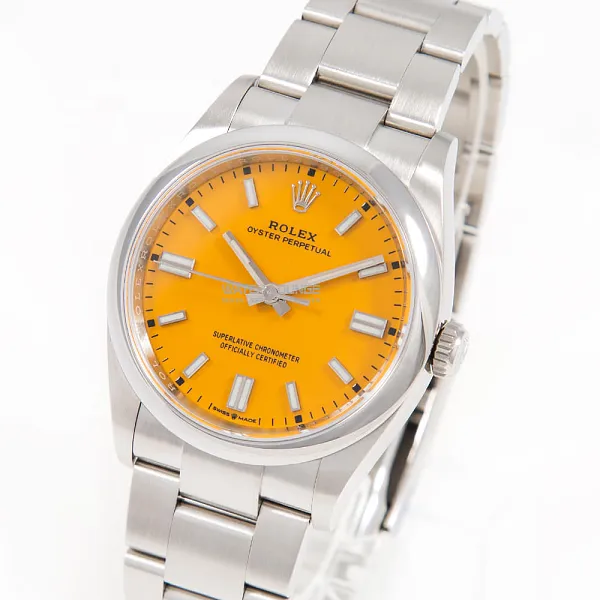 17573_watchlounge_lo_1.jpg