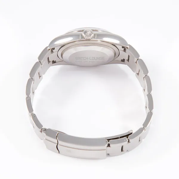 17602_watchlounge_lo.jpg