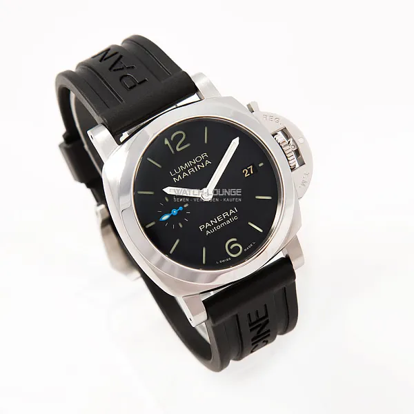 17609_watchlounge_lo.jpg
