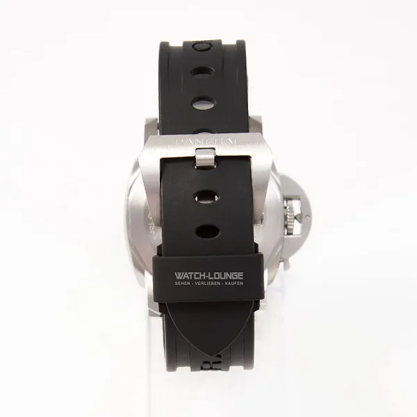 17615_watchlounge_lo.jpg