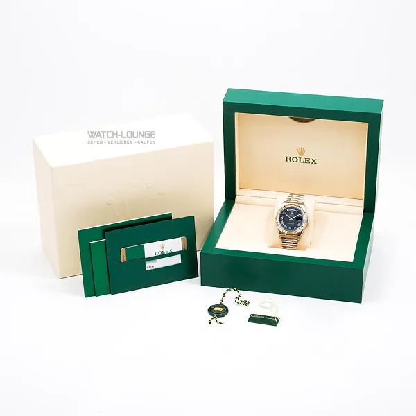 17655_watchlounge_lo.jpg