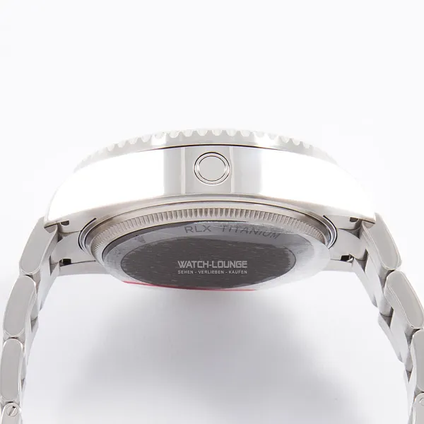 17664_watchlounge_lo.jpg