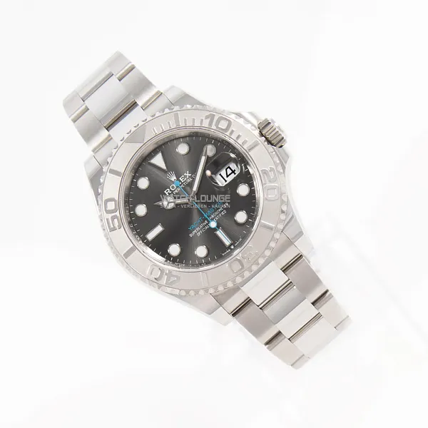 17670_watchlounge_lo.jpg
