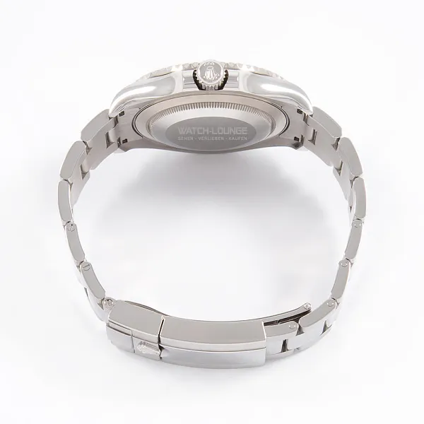 17676_watchlounge_lo.jpg