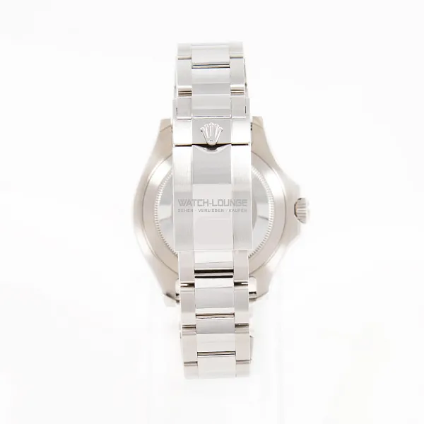 17677_watchlounge_lo.jpg