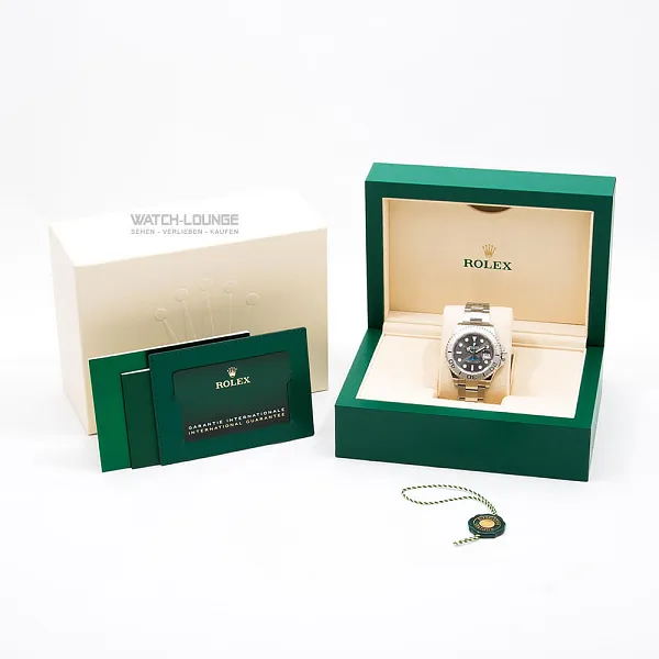 17678_watchlounge_lo.jpg