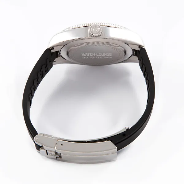 17698_watchlounge_lo.jpg